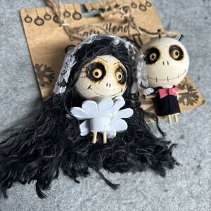 NWT Pier 1 Halloween "Crazy Heads" Wooden Ornaments Bride & Groom 2017 Spooky